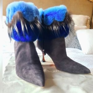 Manolo Blahnik Remola suede brown fox fur boots